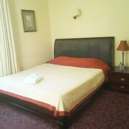 Alexandre Iii Otel Cannes