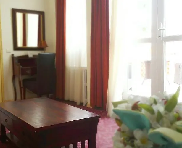 Otel Alexandre Iii Cannes